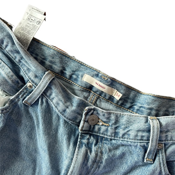 Levi's Women's 94 Baggy Light Indigo Worn In 34 waist - Picture 7 of 7